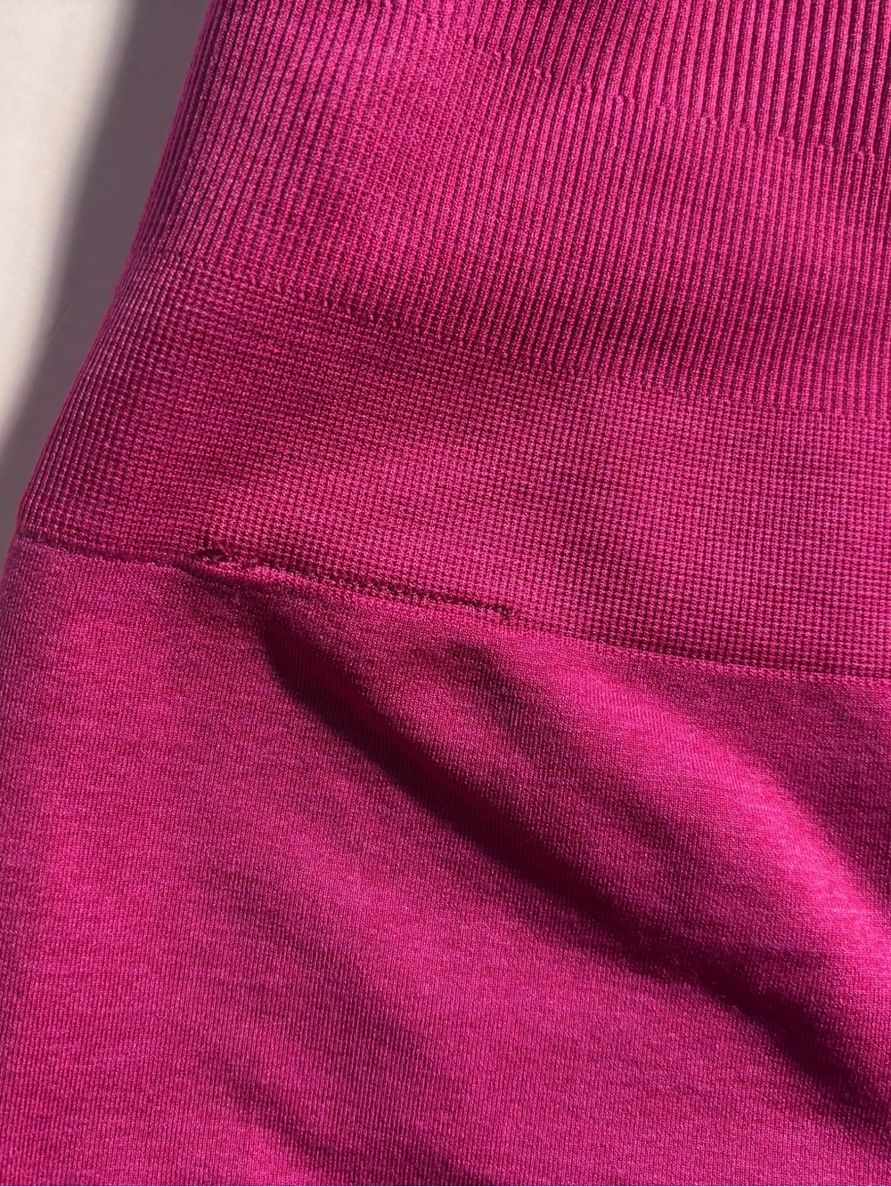 Young LA Women’s Scrunch Shorts (S) - Picture 5 of 6
